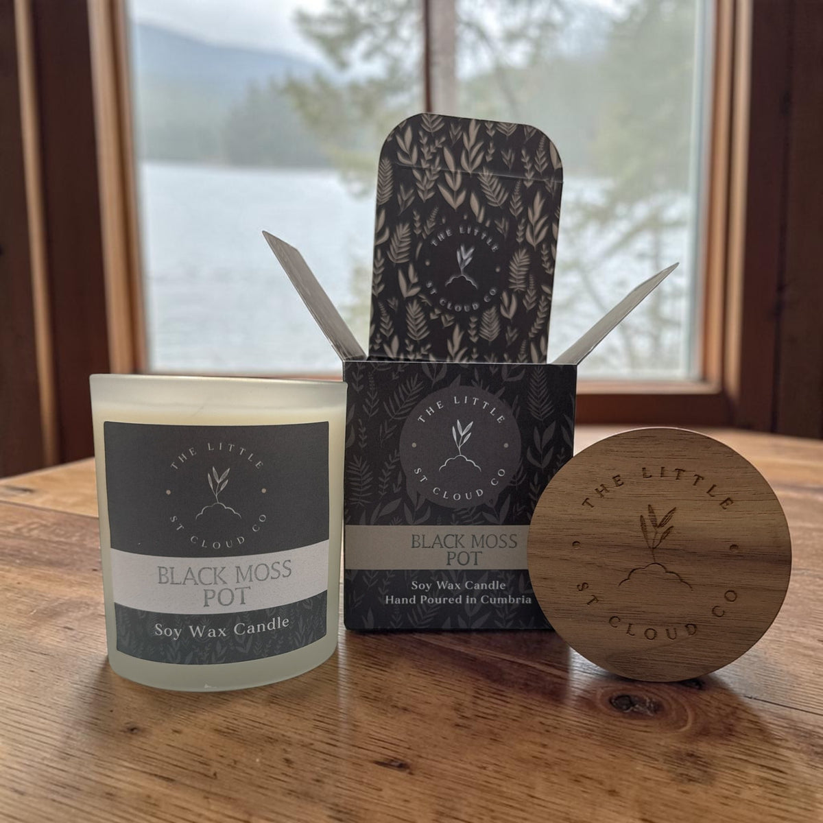 Frosted candle jar with gift box and wooden lid 